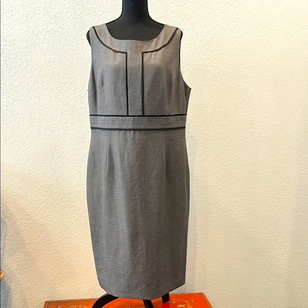 Evan Picone Gray Sheath Midi Dress for Work